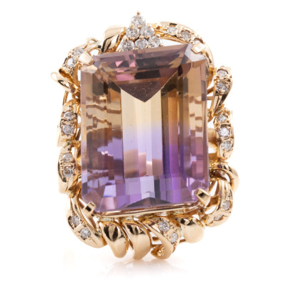 26.22ct Ametrine and 0.33ct Diamond Ring