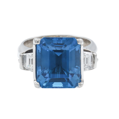 8.00ct Topaz and Diamond Ring