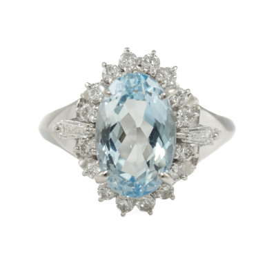 2.48ct Aquamarine and Diamond Ring