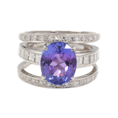 3.97ct Tanzanite & 1.13ct Diamond Ring