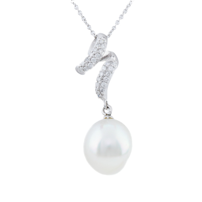 13mm South Sea Pearl and Diamond Pendant