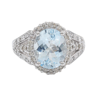 3.03ct Aquamarine and Diamond Ring