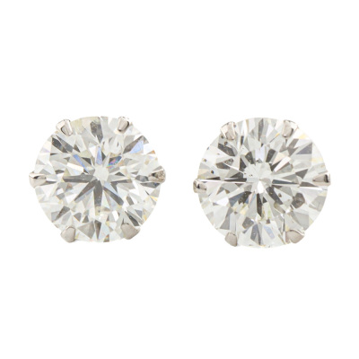 1.10ct Round Diamond Stud Earrings
