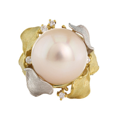 14.4mm South Sea Pearl and Diamond Ring