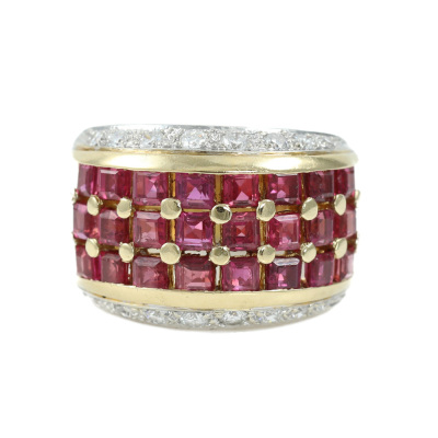 3.95ct Ruby and 0.43ct Diamond Ring