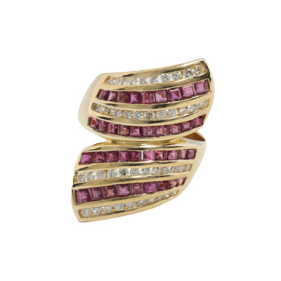2.66ct Ruby and Diamond Ring