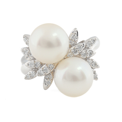9.1-9.2mm South Sea Pearl and Diamond Ring