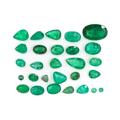 25.42ct Loose Parcel of Emeralds