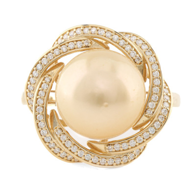 10.3mm Golden South Sea Pearl & Diamond Ring