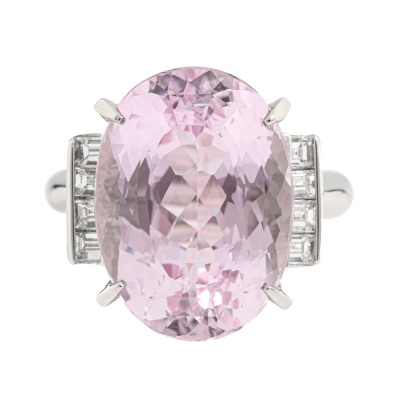 14.94ct Kunzite and Diamond Ring