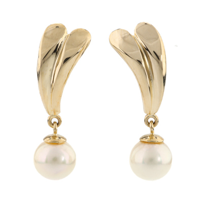 7.0mm Akoya Pearl Earrings