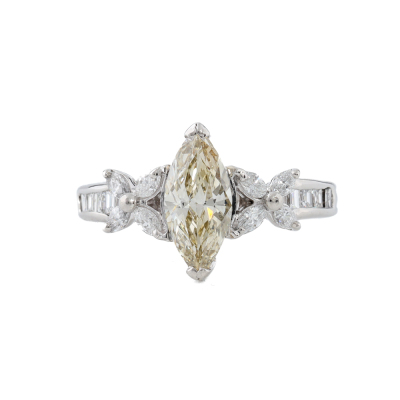 1.09ct Centre Yellow Diamond Ring