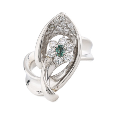 0.13ct Alexandrite and Diamond Flora Ring
