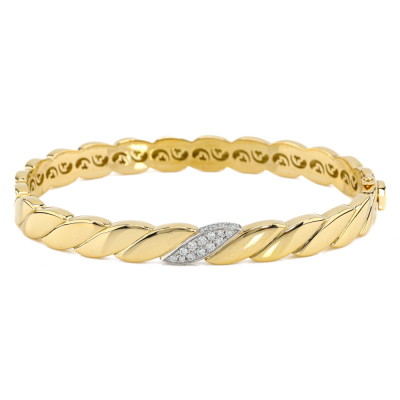 18ct gold Diamond bangle 39.7g