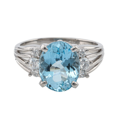 3.21ct Aquamarine and Diamond Ring