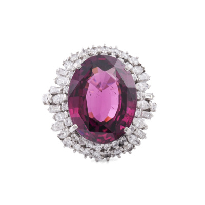 11.51ct Garnet & 1.20ct Diamond Ring