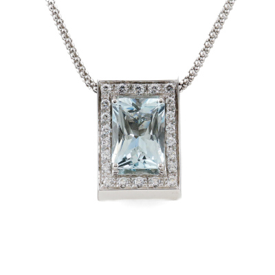 5.00ct Aquamarine & Diamond Pendant