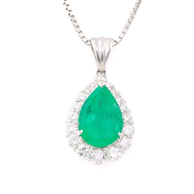 2.85ct Colombian Emerald & Diamond Pendant