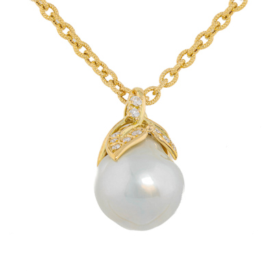 18.5x20.5mm Baroque SS Pearl 18ct Gold Pendant