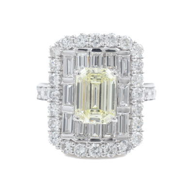 2.01ct Fancy Light Yellow Diamond Dress Ring