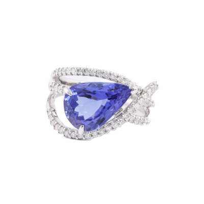 4.75ct Tanzanite & Diamond Ring