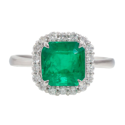 2.18ct Emerald & 0.29ct Diamond Ring