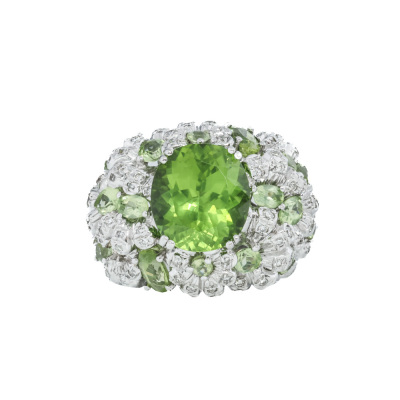 6.76ct Peridot & Diamond Ring