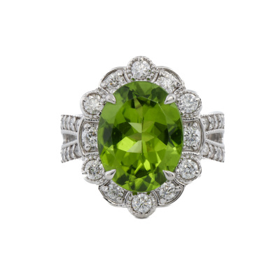 4.81ct Peridot & 0.80ct Diamond Ring