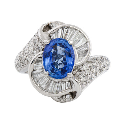 2.23ct Sapphire & Diamond Ring