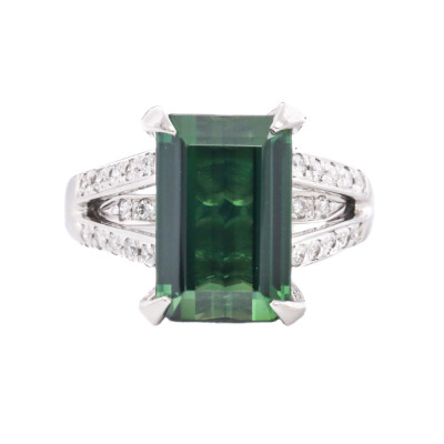 5.88ct Green Tourmaline & Diamond Ring