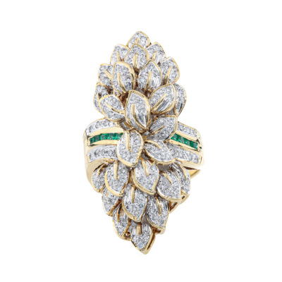 0.25ct Emerald & 0.70ct Diamond Ring