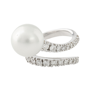11.4mm South Sea Pearl & Diamond Ring