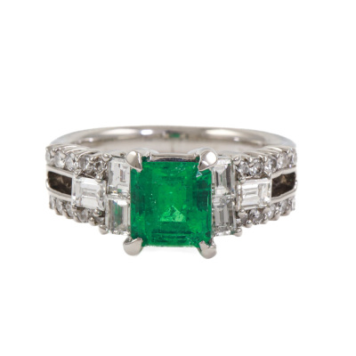 1.40ct Emerald & 0.92ct Diamond Ring