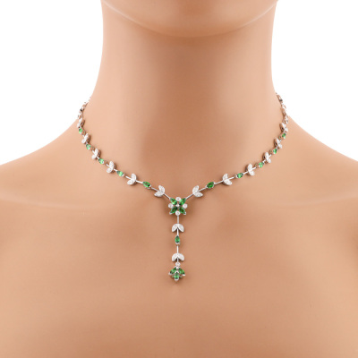 2.71ct Tsavorite Garnet & Diamond Necklace