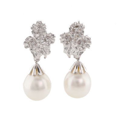 10.7mm South Sea Pearl Earrings
