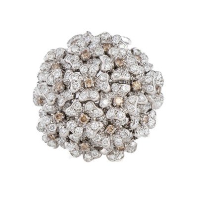 3.66ct Diamond Flower Ring 18ct Gold