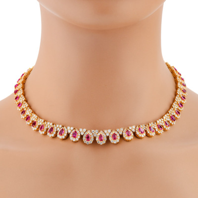 15.09ct Ruby & 17.09ct Diamond Gold Necklace