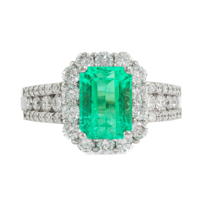 2.06ct Emerald & 1.00ct Diamond Ring