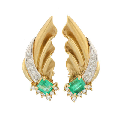 0.91ct Emerald & Diamond Earrings