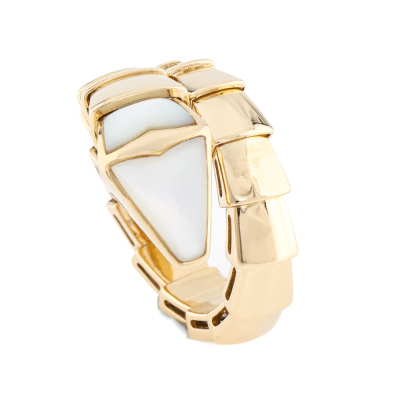 Bvlgari Serpenti Viper Mother of Pearl Ring