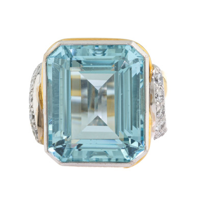 20.00ct Aquamarine & Diamond Ring 18ct Gold