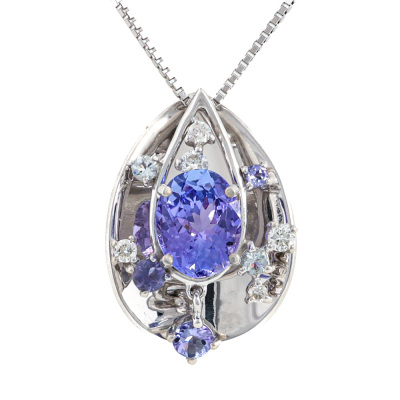 1.50ct Centre Tanzanite & Diamond Pendant 18ct Gold