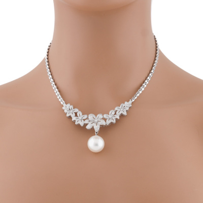15.1mm South Sea Pearl & Diamond Necklace