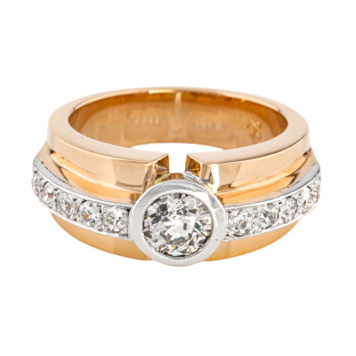 0.75ct centre Diamond Ring 18ct Gold 14.9g