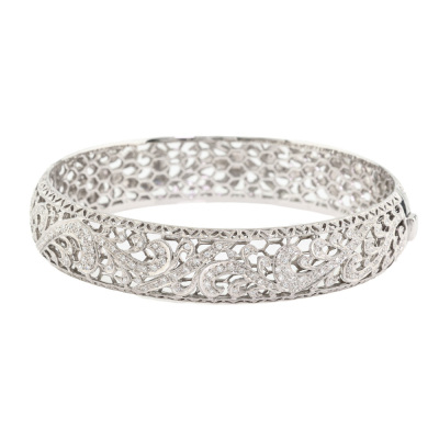 0.74ct Diamond Bangle, 18ct 32.2 Grams