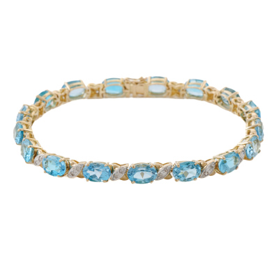 15.00ct Topaz and Diamond Bracelet