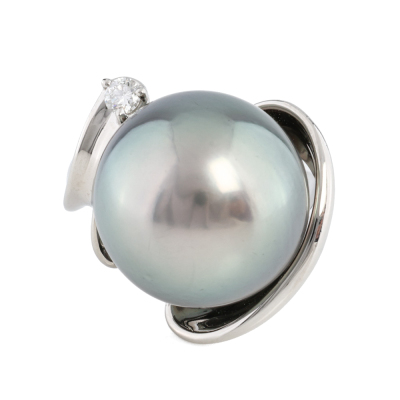 16.3mm Tahitian Pearl & Diamond Ring