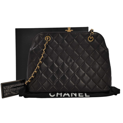 Chanel Vintage Top CC Kisslock Shoulder Bag