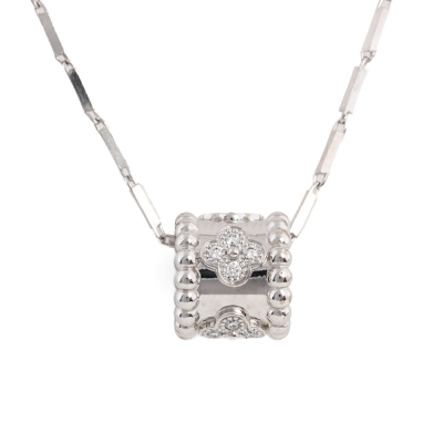 Van Cleef & Arpels Perlee Clovers pendant