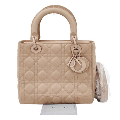 Christian Dior Ultra Matte Medium Lady Dior